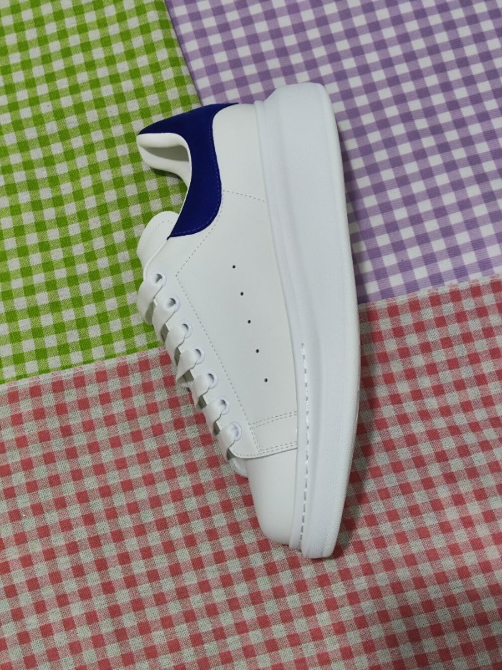 Alexander McQueen sneakers (white and blue) - Picture 7 of 10